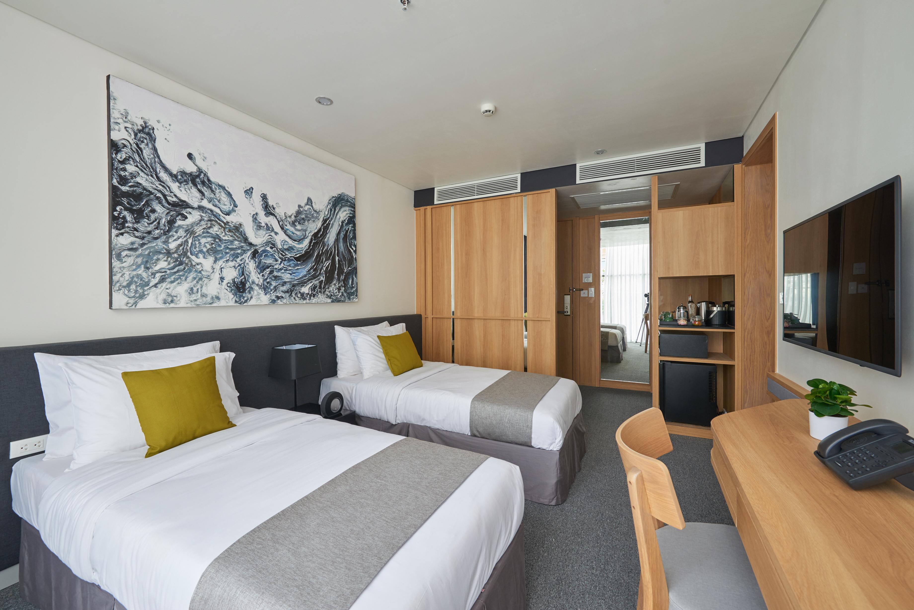 Zazz Urban Khách sạn 4*